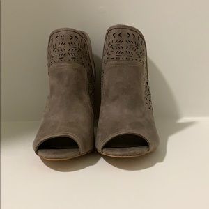 Mocca heeled booties